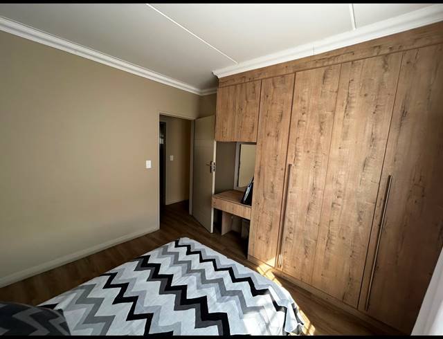 2 BEDROOM APARTMENT TO LET IN MONTANA